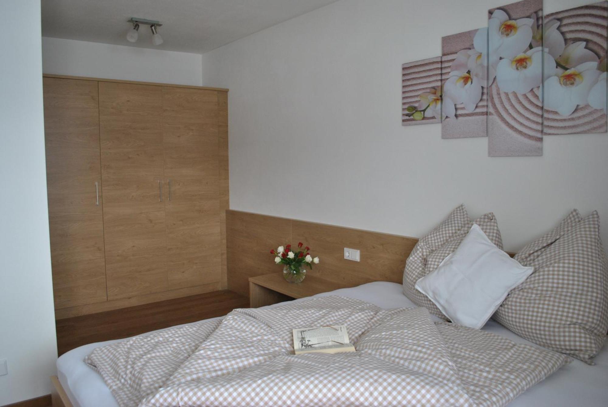 Hubgut Farm stay *