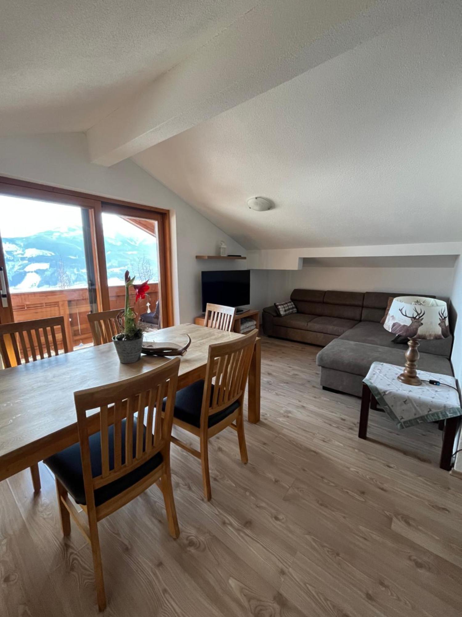 Hubgut Farm stay *